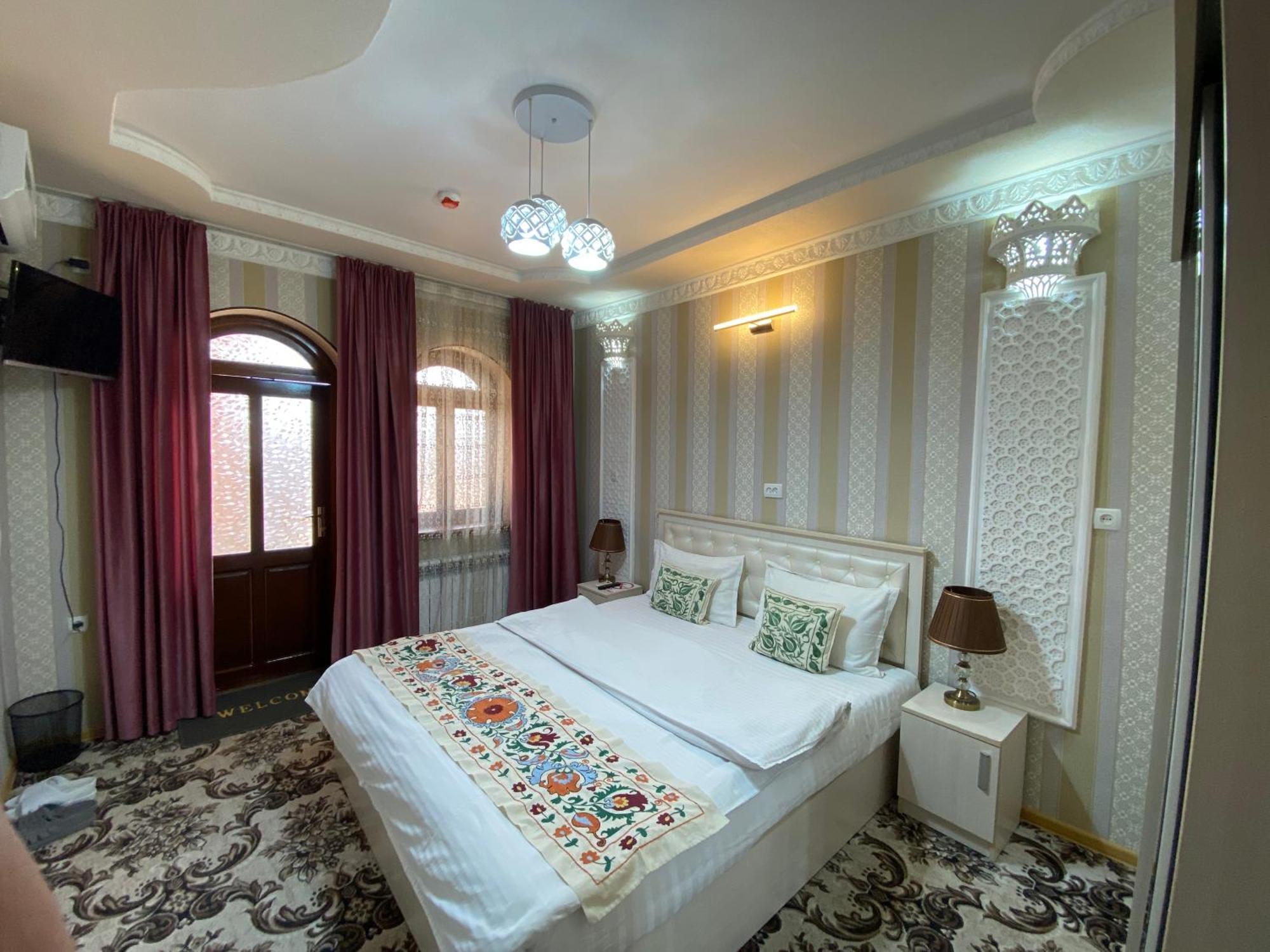 סמרקנד Retro Boutique Hotel מראה חיצוני תמונה