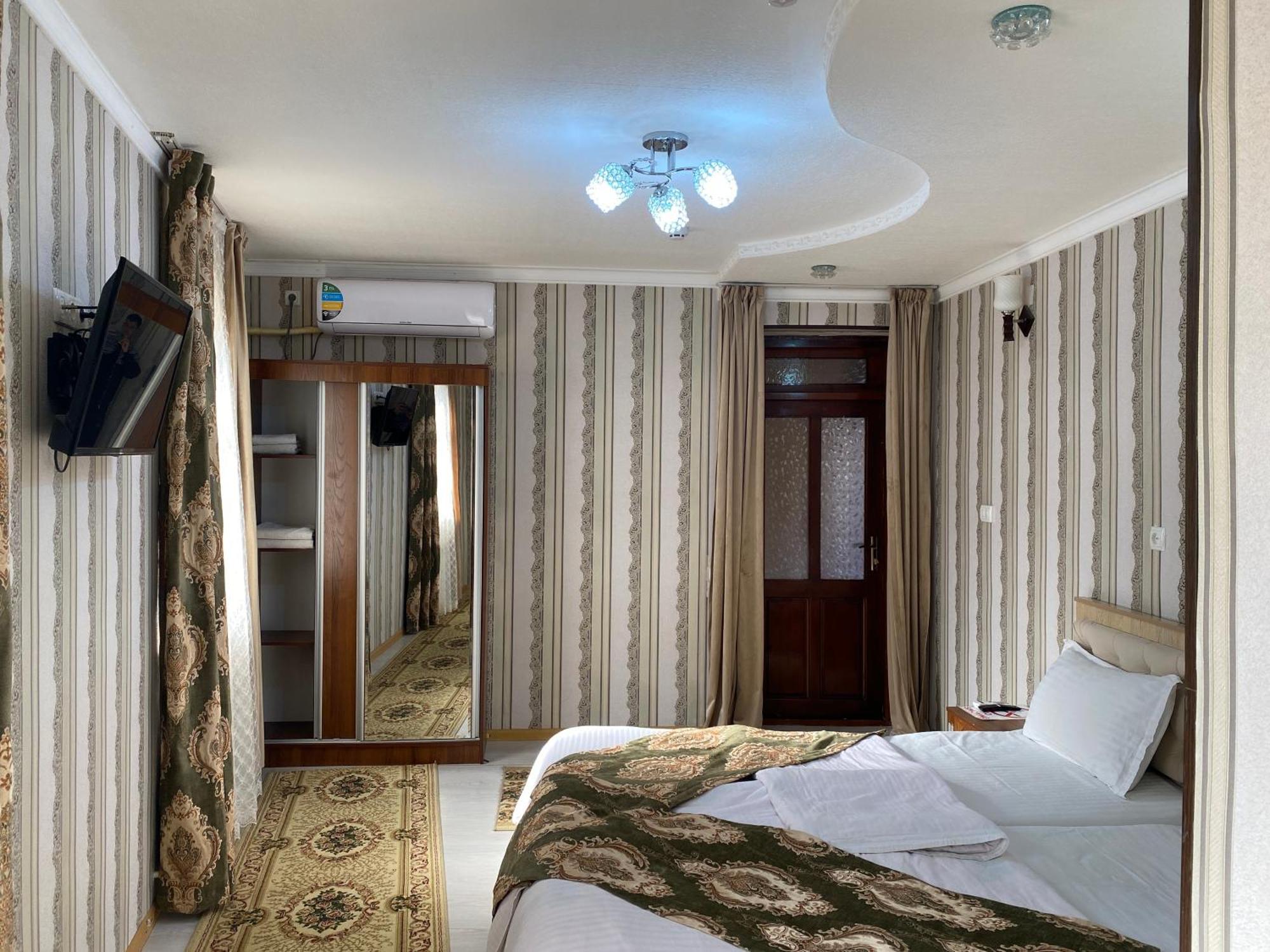 סמרקנד Retro Boutique Hotel מראה חיצוני תמונה