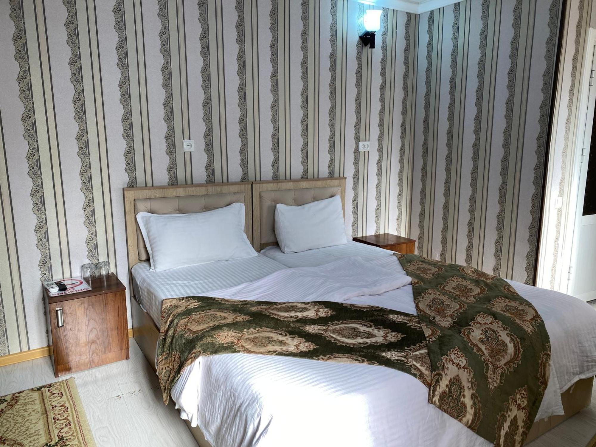 סמרקנד Retro Boutique Hotel מראה חיצוני תמונה