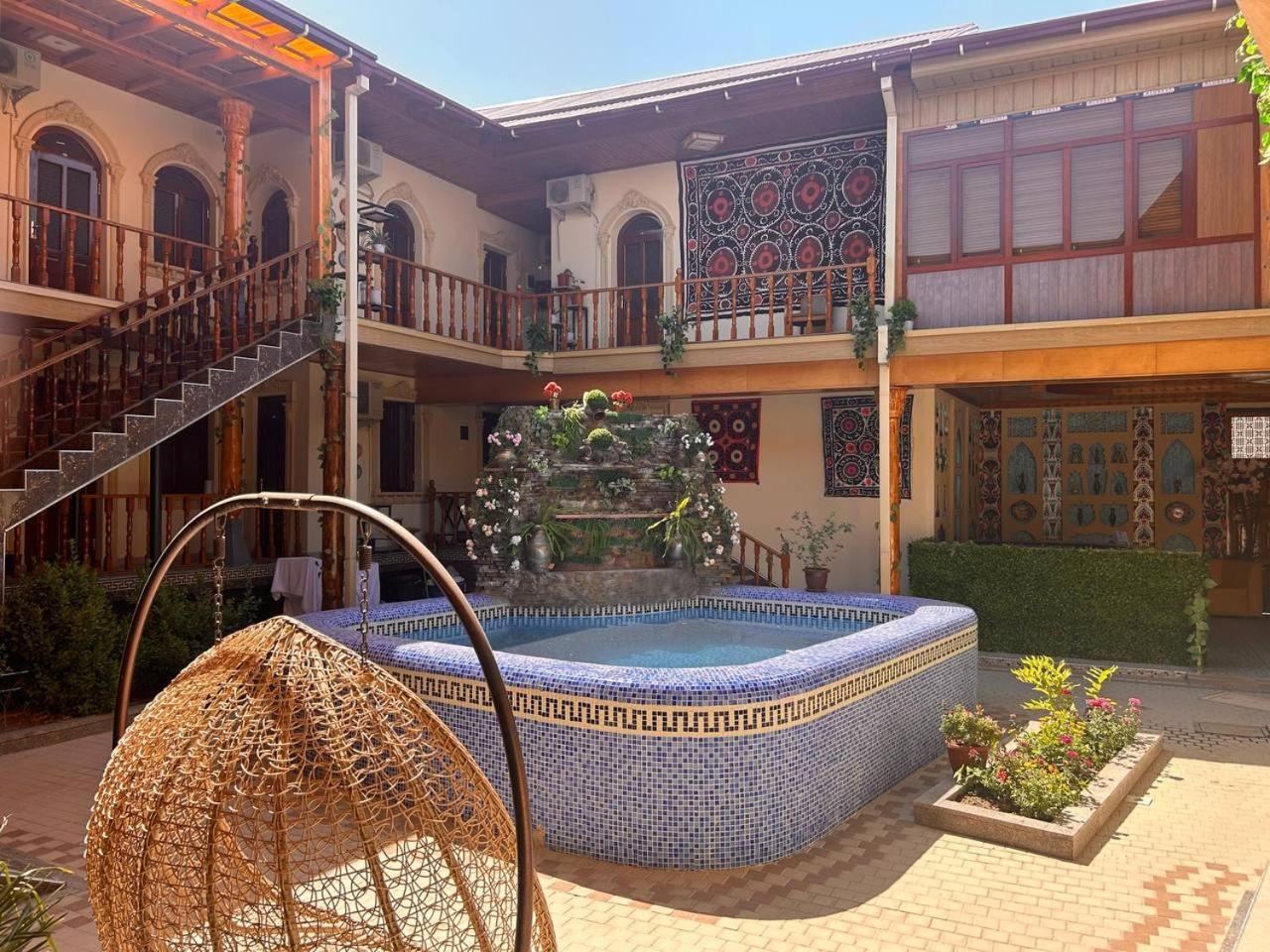 סמרקנד Retro Boutique Hotel מראה חיצוני תמונה